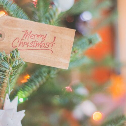 Choosing Ornaments and Tree Size for a 12-Foot Ceiling